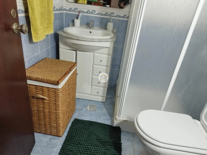 Moradia T6 para Venda em Carreira e Fonte Coberta Foto 27