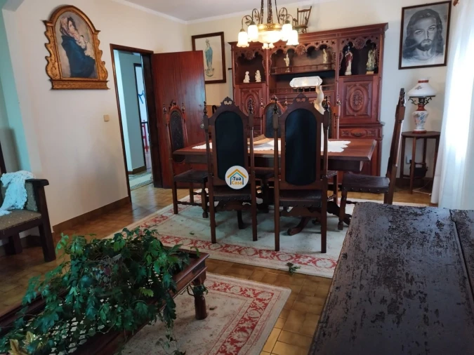 Moradia T6 para Venda em Carreira e Fonte Coberta Foto 16