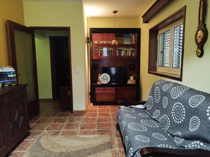 Moradia T6 para Venda em Carreira e Fonte Coberta Foto 4