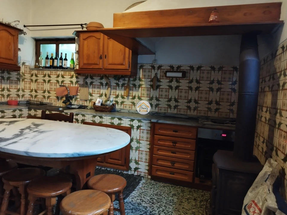 Moradia T6 para Venda em Carreira e Fonte Coberta Foto 10