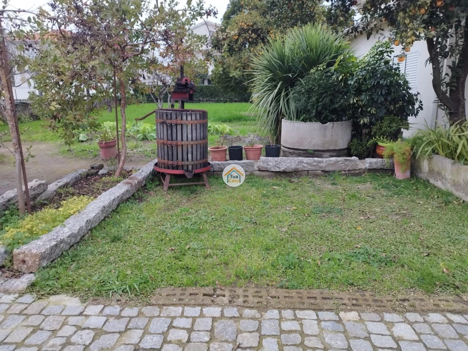 Moradia T6 para Venda em Carreira e Fonte Coberta Foto 2