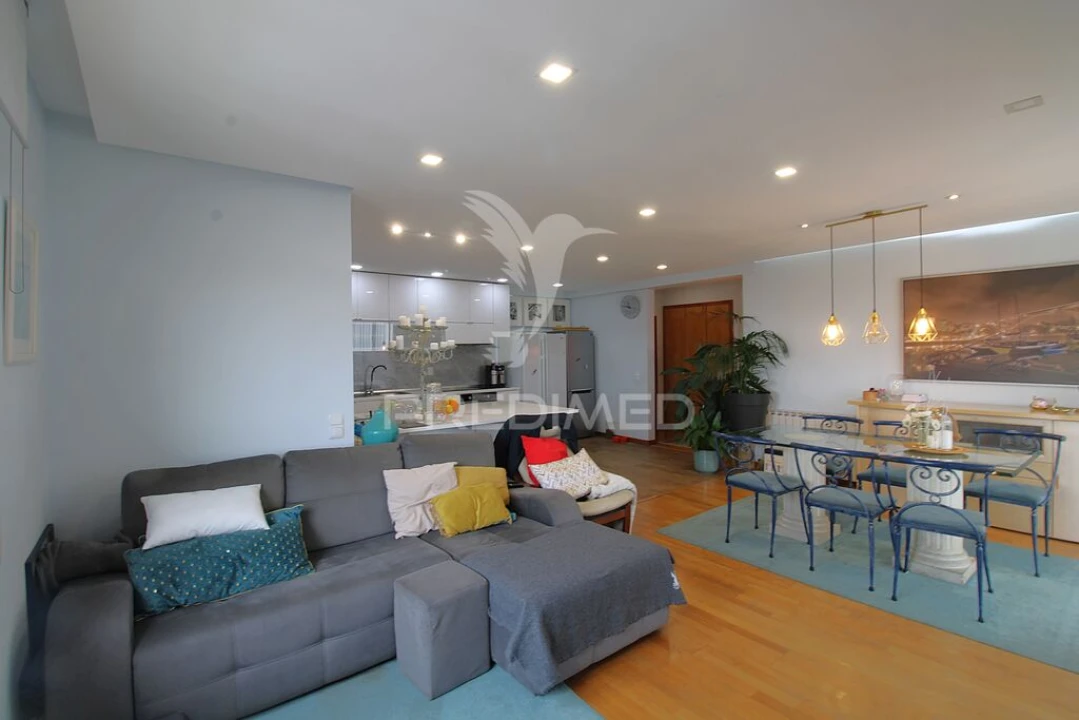 Apartamento T3 para Venda em Nogueira e Silva Escura Foto 4