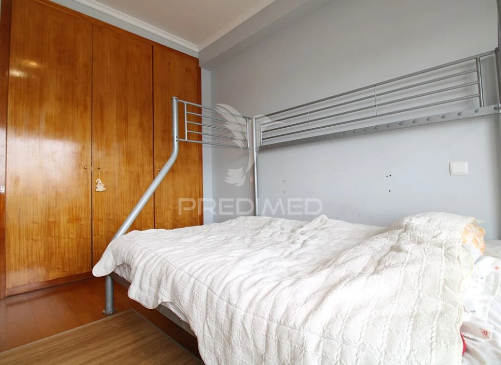 Apartamento T3 para Venda em Nogueira e Silva Escura Foto 15