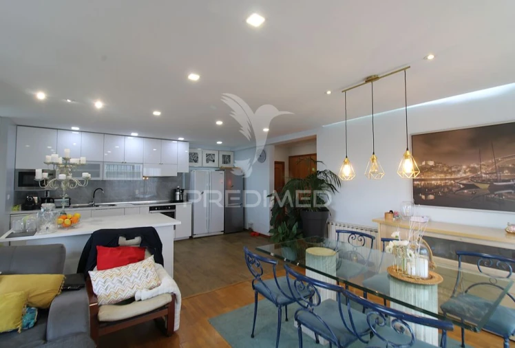 Apartamento T3 para Venda em Nogueira e Silva Escura Foto 7