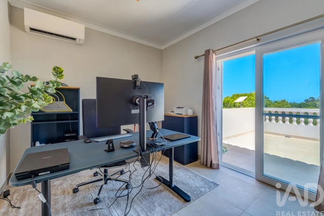 Moradia T4 para Venda em Lagoa e Carvoeiro Foto 18