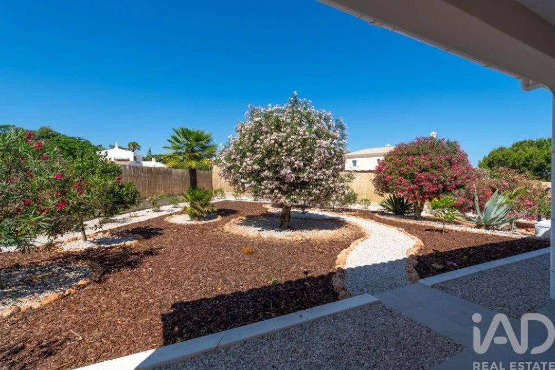 Moradia T4 para Venda em Lagoa e Carvoeiro Foto 25