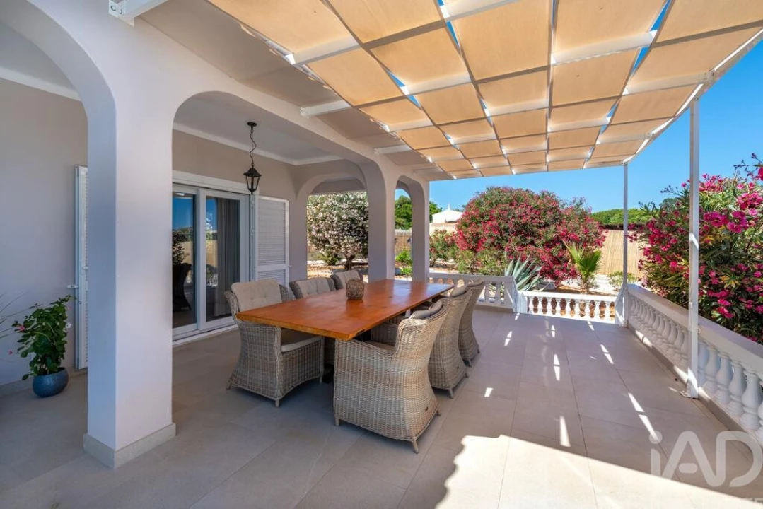 Moradia T4 para Venda em Lagoa e Carvoeiro Foto 5