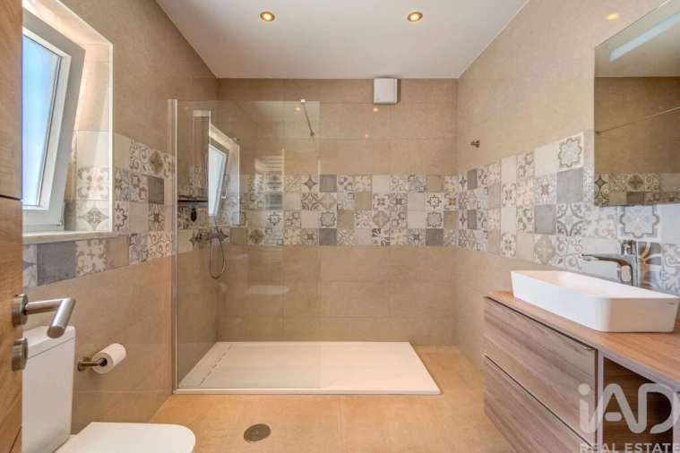 Moradia T4 para Venda em Lagoa e Carvoeiro Foto 12