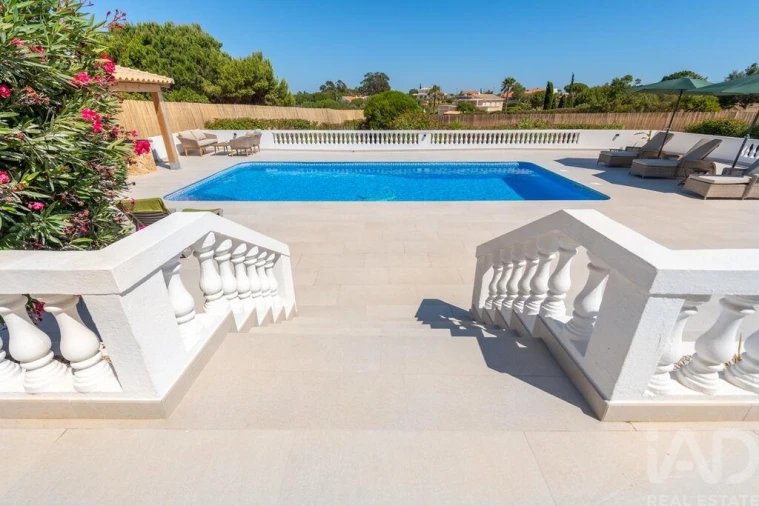 Moradia T4 para Venda em Lagoa e Carvoeiro Foto 21