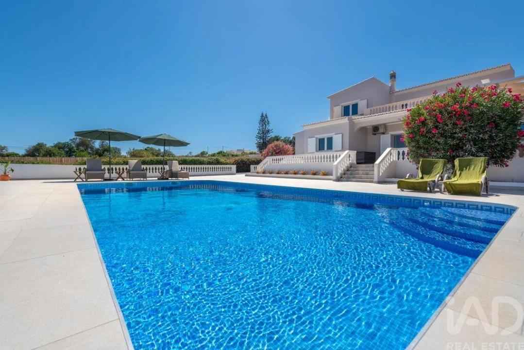 Moradia T4 para Venda em Lagoa e Carvoeiro Foto 22