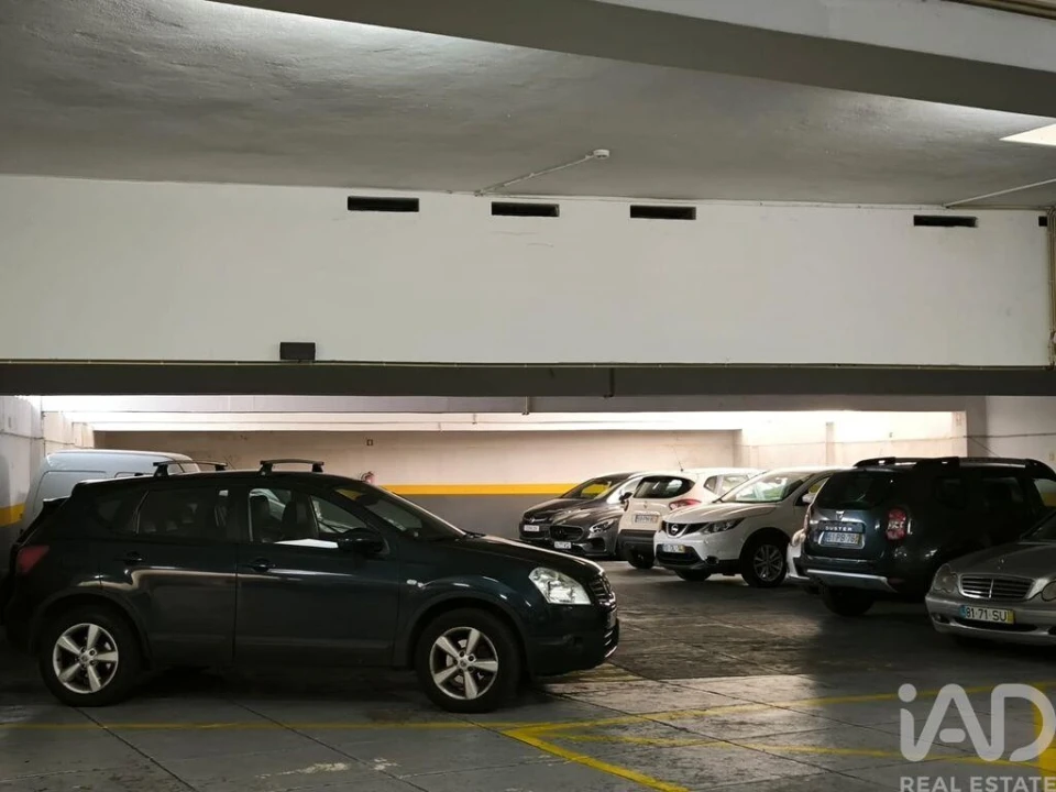 Garagem para Venda em Bonfim Foto 2