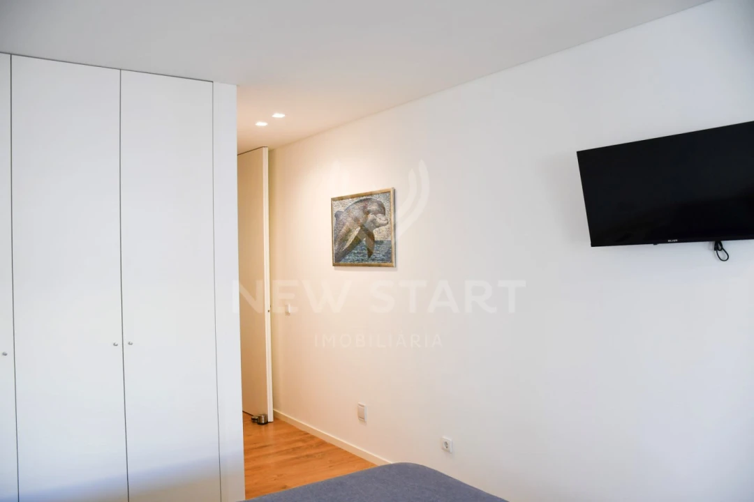 Apartamento T4 para Venda em Olhão Foto 23