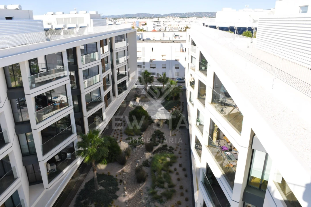 Apartamento T4 para Venda em Olhão Foto 39