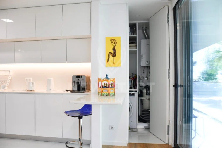 Apartamento T4 para Venda em Olhão Foto 10