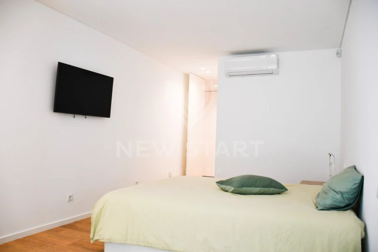 Apartamento T4 para Venda em Olhão Foto 15