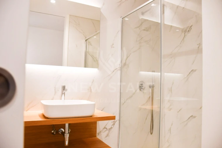 Apartamento T4 para Venda em Olhão Foto 18