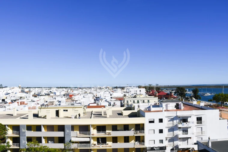 Apartamento T4 para Venda em Olhão Foto 36