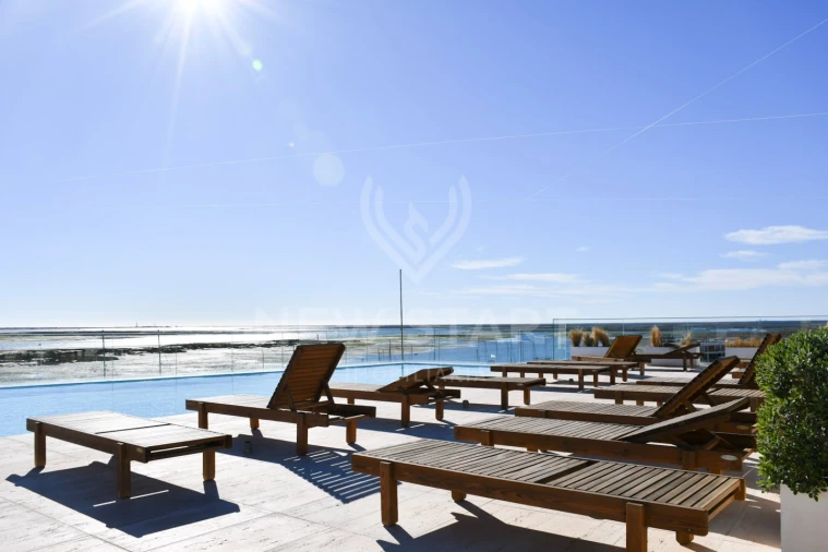 Apartamento T4 para Venda em Olhão Foto 43