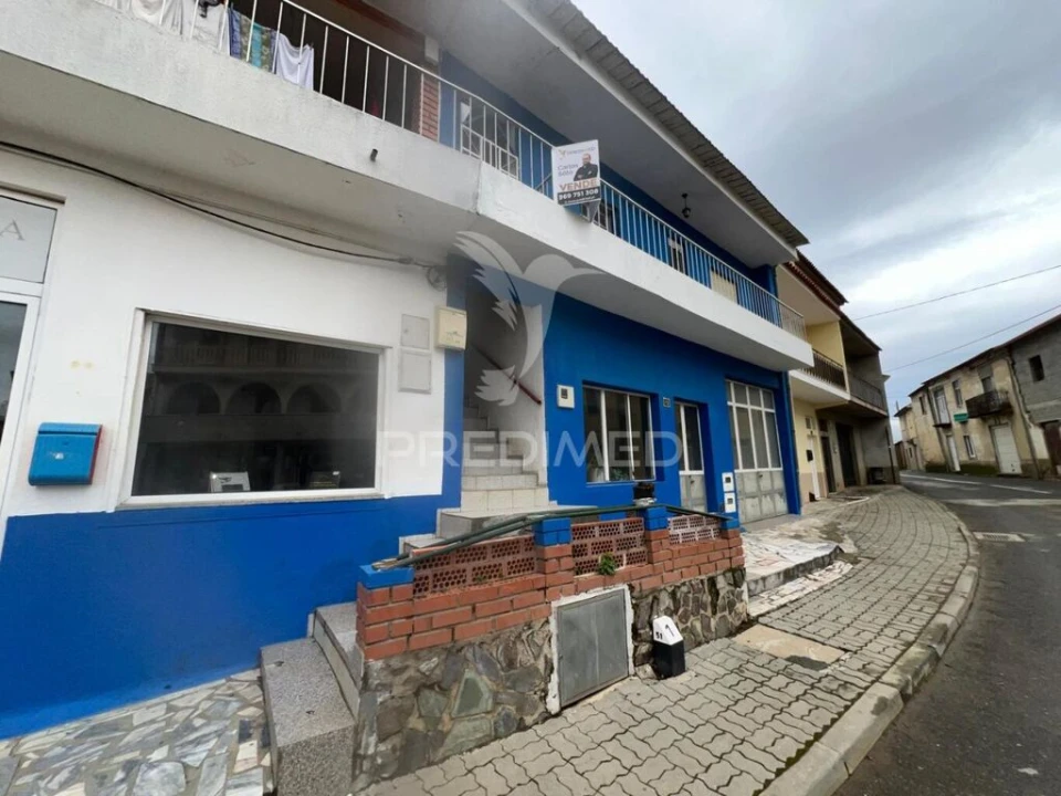 Moradia para Venda em Morais Foto 2