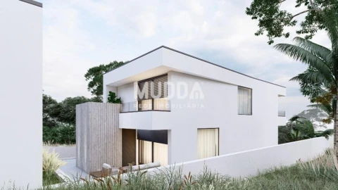 Moradia T3 para Venda em Santa Maria da Feira, Travanca, Sanfins e Espargo