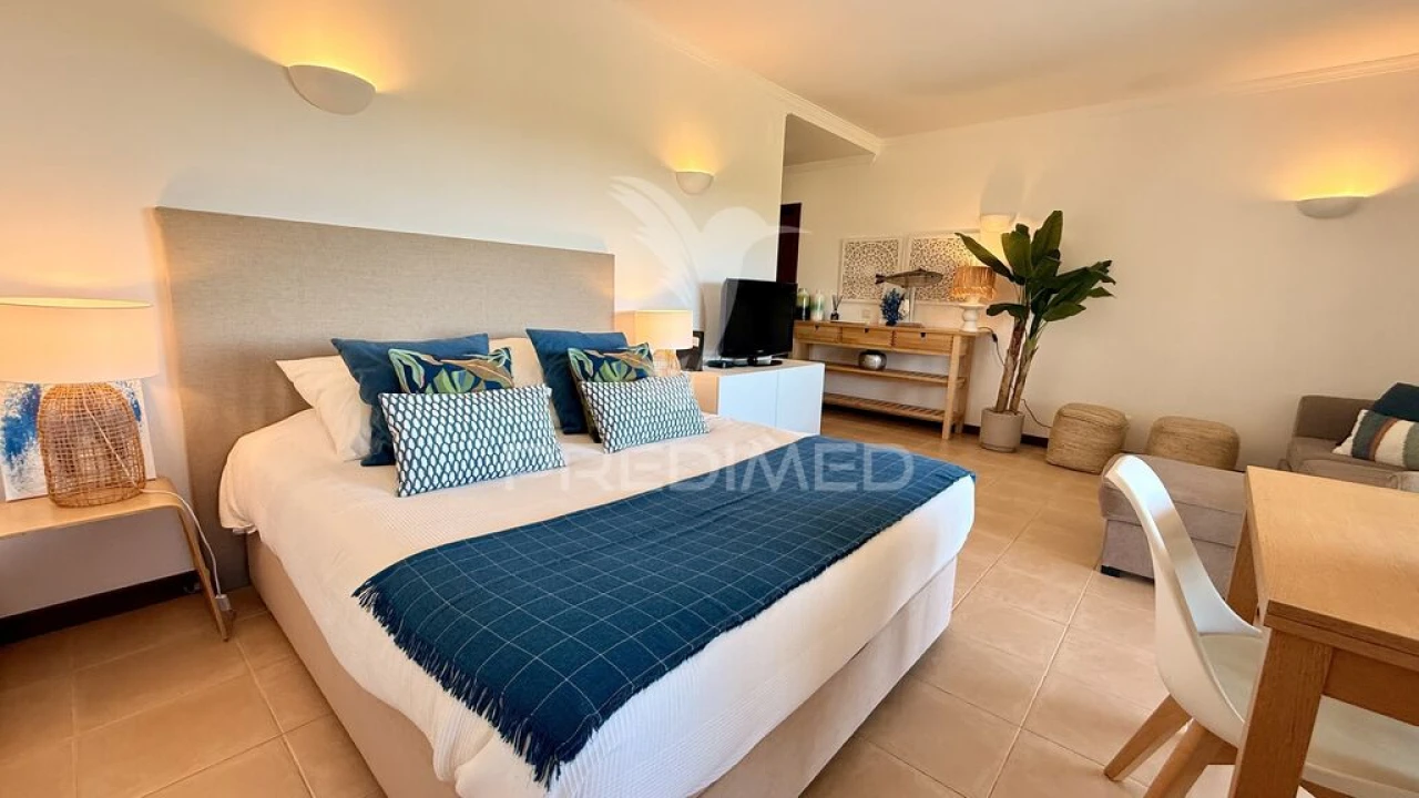 Apartamento T1 para Venda em Guia Foto 15