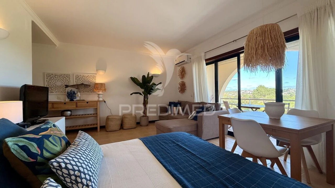 Apartamento T1 para Venda em Guia Foto 13