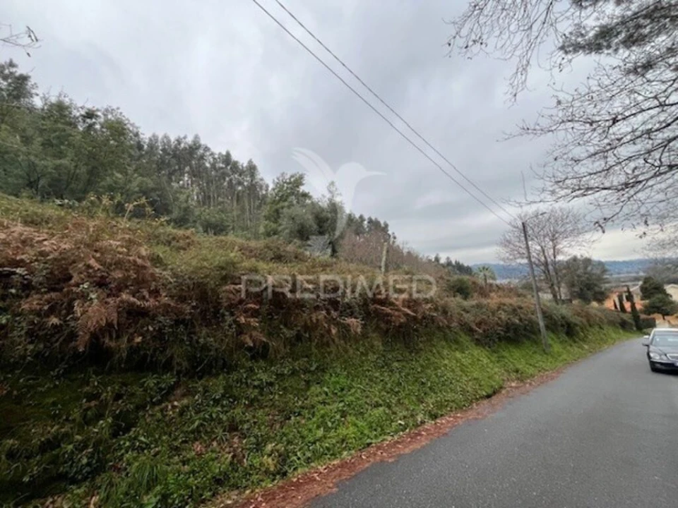 Terreno para Venda em Gême Foto 1