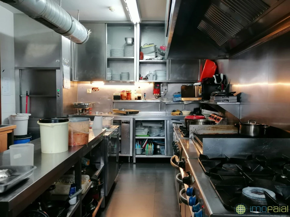 Negócio para Venda em Horta (Matriz) Foto 11