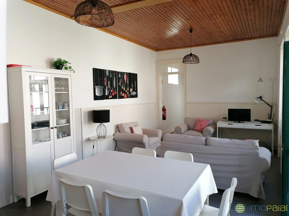 Negócio para Venda em Horta (Matriz) Foto 19