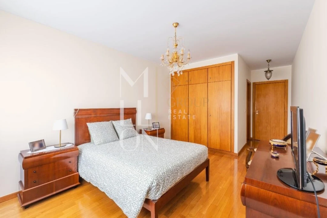 Apartamento T2 para Venda em Pedrouços Foto 16