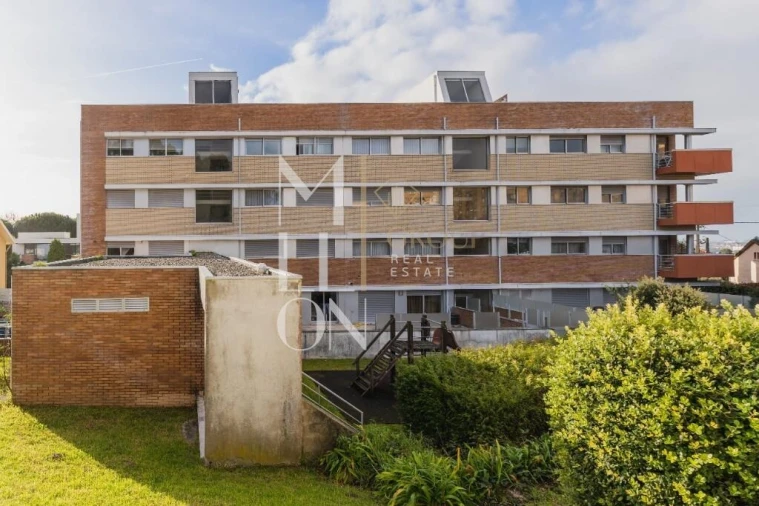 Apartamento T2 para Venda em Pedrouços Foto 22