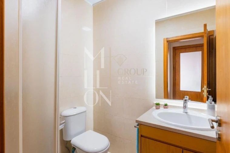 Apartamento T2 para Venda em Pedrouços Foto 14