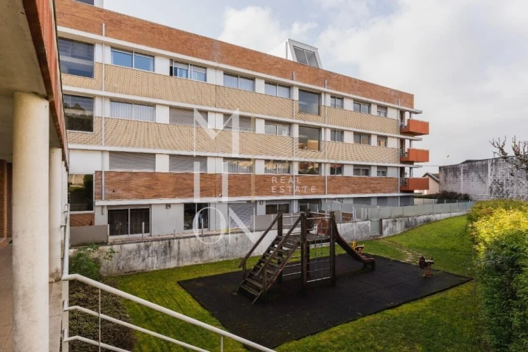 Apartamento T2 para Venda em Pedrouços Foto 21