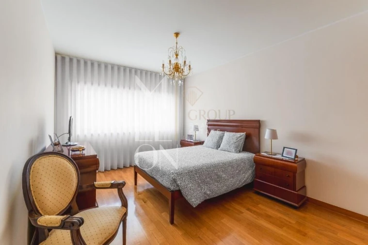 Apartamento T2 para Venda em Pedrouços Foto 15