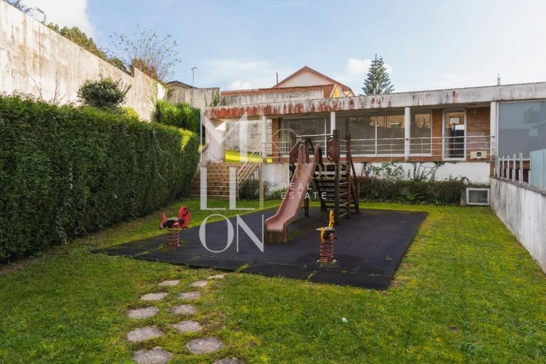 Apartamento T2 para Venda em Pedrouços Foto 23