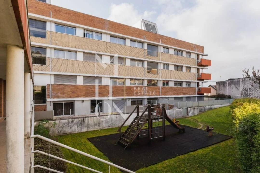 Apartamento T2 para Venda em Pedrouços Foto 21