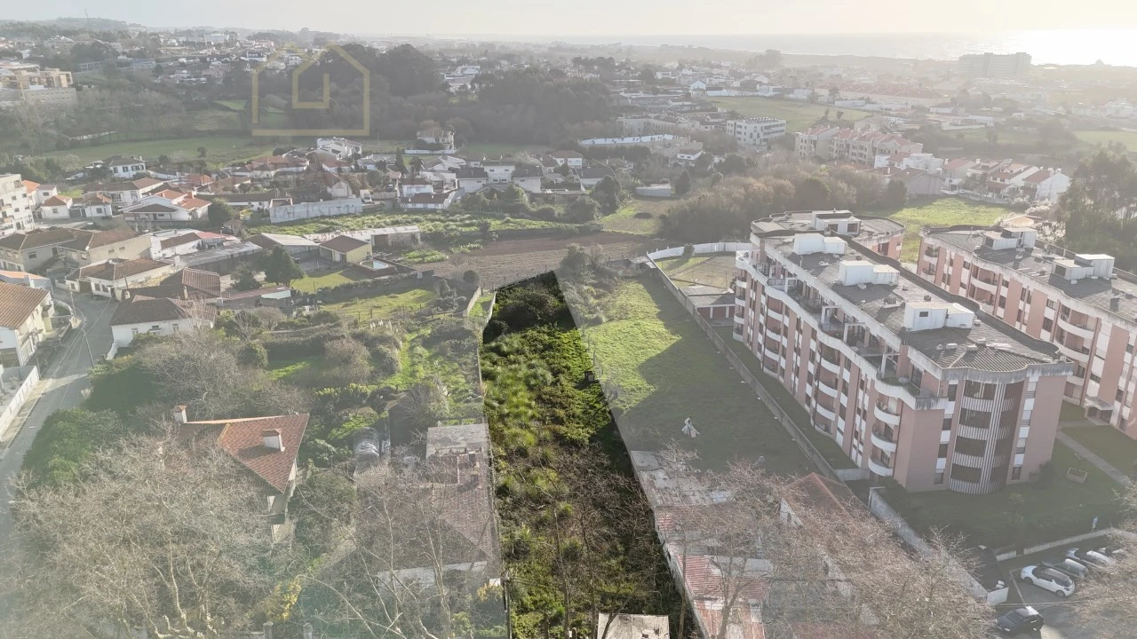Terreno para Venda em Gulpilhares e Valadares Foto 3