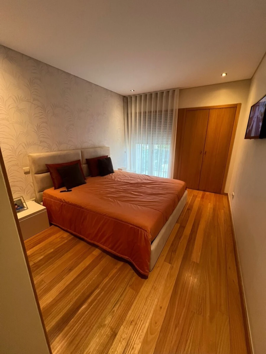 Apartamento T2 para Venda em Costa Foto 8