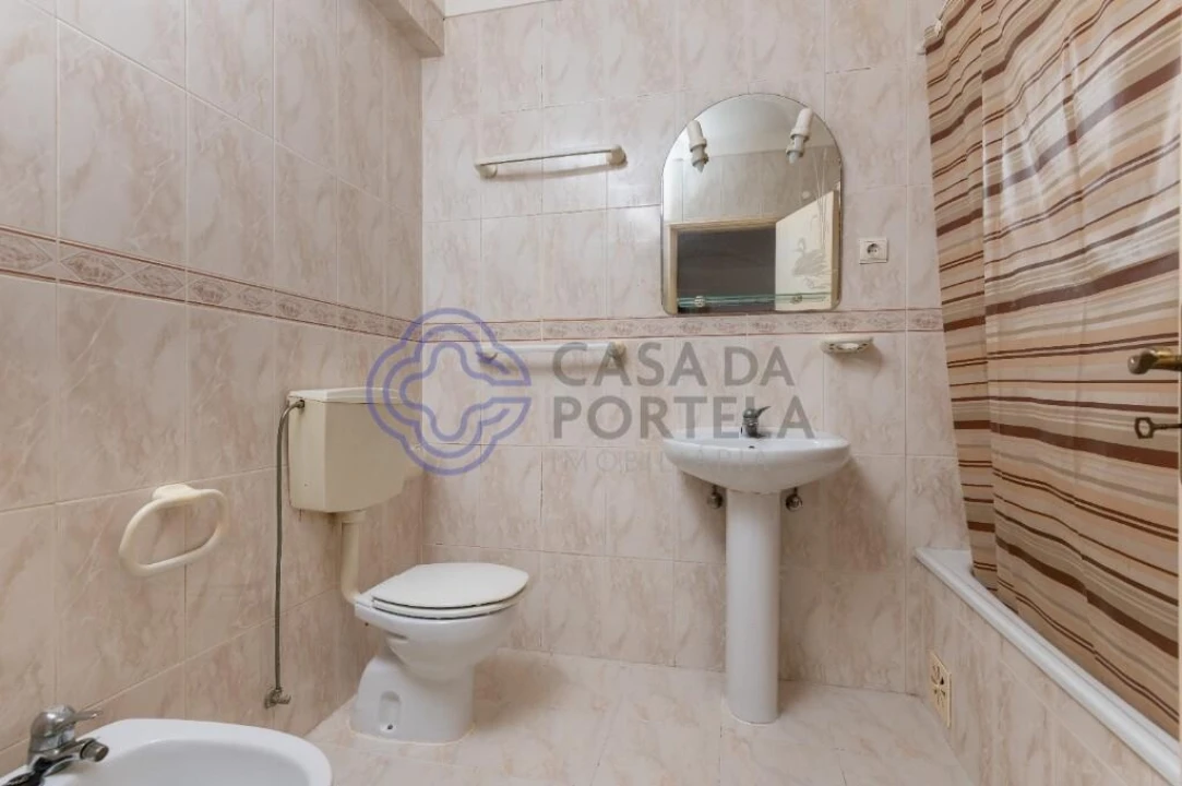 Apartamento T1 para Venda em Nossa Senhora do Pópulo, Coto e São Gregório Foto 12