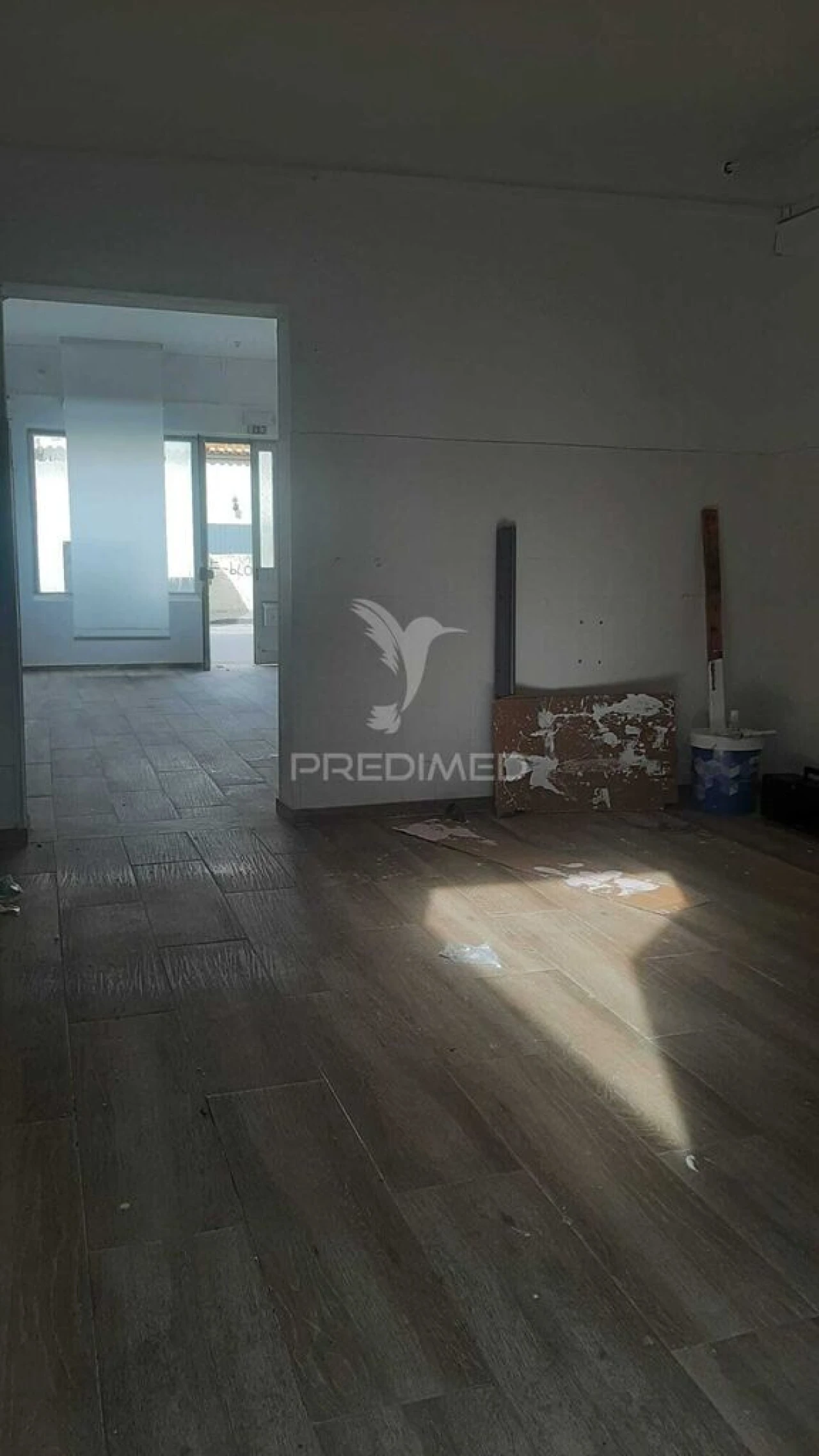 Loja para Arrendamento em Sado Foto 9