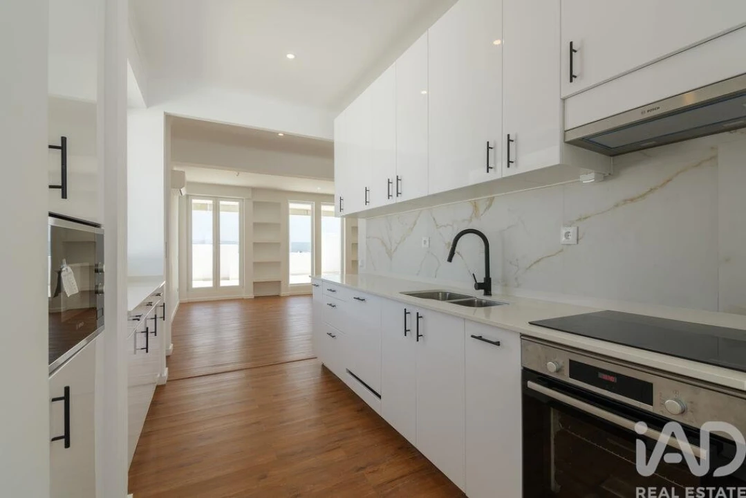 Apartamento T4 para Venda em Algés, Linda-A-Velha e Cruz Quebrada-Dafundo Foto 16