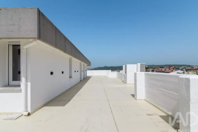 Apartamento T4 para Venda em Algés, Linda-A-Velha e Cruz Quebrada-Dafundo