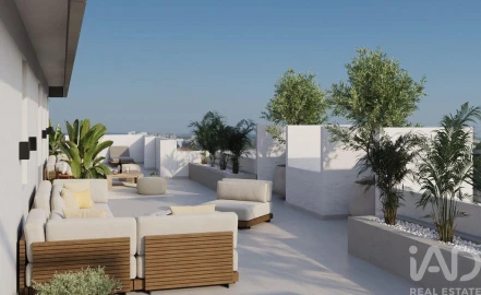 Apartamento T4 para Venda em Algés, Linda-A-Velha e Cruz Quebrada-Dafundo