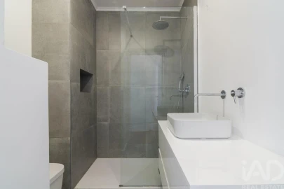Apartamento T4 para Venda em Algés, Linda-A-Velha e Cruz Quebrada-Dafundo