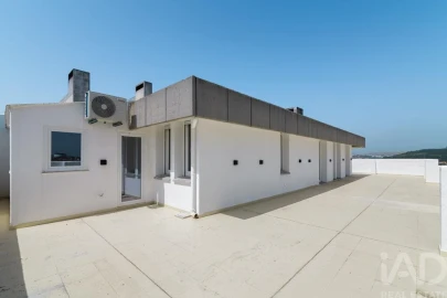 Apartamento T4 para Venda em Algés, Linda-A-Velha e Cruz Quebrada-Dafundo