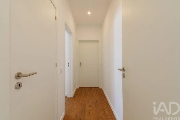 Apartamento T4 para Venda em Algés, Linda-A-Velha e Cruz Quebrada-Dafundo Foto 19