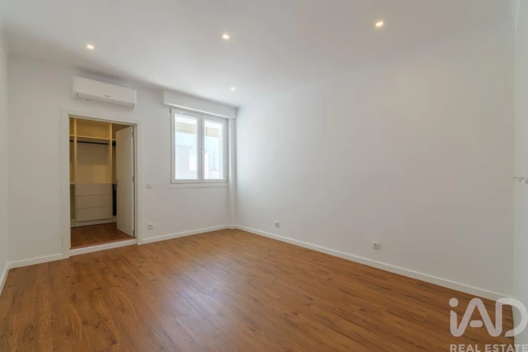 Apartamento T4 para Venda em Algés, Linda-A-Velha e Cruz Quebrada-Dafundo Foto 20
