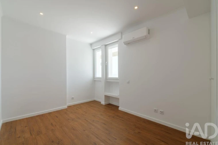 Apartamento T4 para Venda em Algés, Linda-A-Velha e Cruz Quebrada-Dafundo Foto 26
