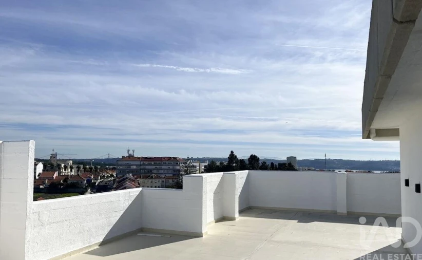 Apartamento T4 para Venda em Algés, Linda-A-Velha e Cruz Quebrada-Dafundo Foto 20