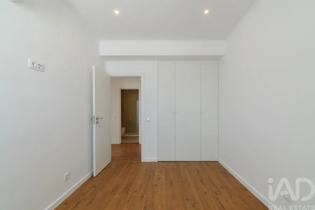 Apartamento T4 para Venda em Algés, Linda-A-Velha e Cruz Quebrada-Dafundo Foto 34